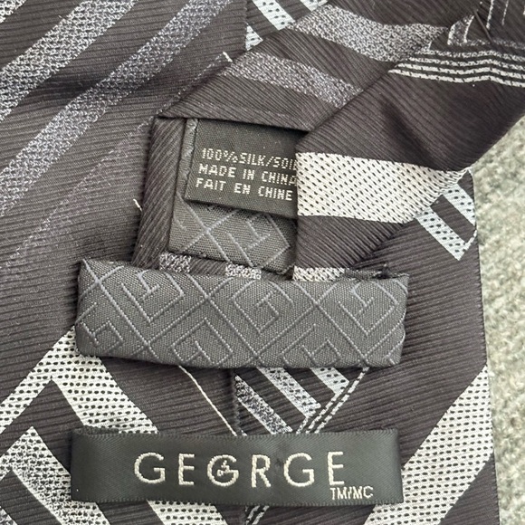 Assorted SILK Men's Ties Collection - Picture 6 of 16